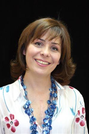 Sevgi Sakarya; Eskişehir, Türkiye doğumlu Türk oyuncu