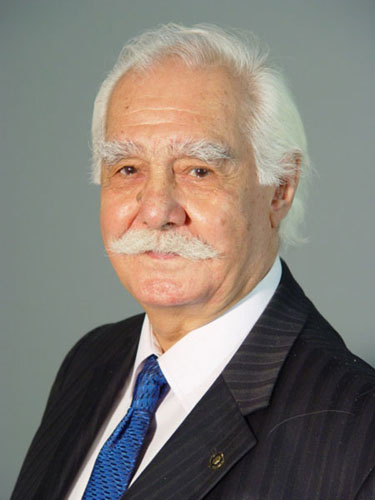 Seyfettin Karadayı; İstanbul, Türkiye doğumlu Türk oyuncu