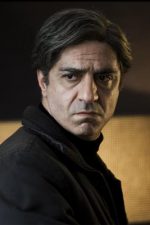 Simon Abkarian; Gonesse, Val-d'Oise, Fransa doğumlu Simone Abkarian olarak da bilinen Fransız oyuncu, yönetmen