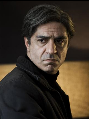 Simon Abkarian; Gonesse, Val-d'Oise, Fransa doğumlu Simone Abkarian olarak da bilinen Fransız oyuncu, yönetmen