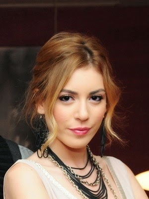 Sinem Kobal; İstanbul, Türkiye doğumlu Sinem Kobal İmirzalıoğlu olarak da bilinen Türk oyuncu