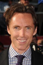 Steve Nash; Johannesburg,Güney Afrika doğumlu Kanadalısporcu, basketbolcu, antrenöroyuncu, yönetmen, yapımcı