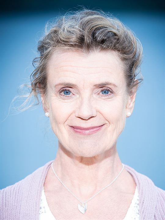 Stina Ekblad; Solf,Finlandiya doğumlu Stina Åsa Maria Ekblad olarak da bilinen Fin  oyuncu