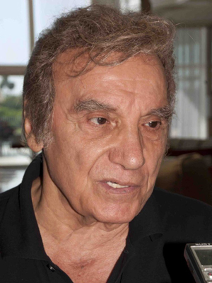 Süleyman Turan; İstanbul, Türkiye doğumlu Türk oyuncu, 1. yönetmen yardımcısı, senarist