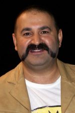 Şafak Sezer; Ankara, Türkiye doğumlu Türk oyuncu, senarist, yönetmen