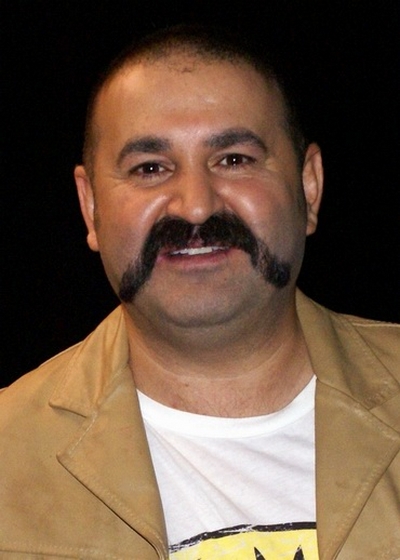 Şafak Sezer; Ankara, Türkiye doğumlu Türk oyuncu, senarist, yönetmen