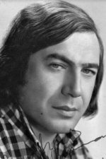 Tanju Okan; Tire, İzmir, Türkiye doğumlu Türk müzisyen, oyuncu