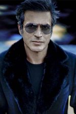 Teoman; Tünel, Beyoğlu, İstanbul, Türkiye doğumlu Teoman Yakupoğlu olarak da bilinen Türk besteci, oyuncu, yönetmen