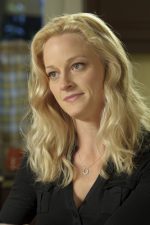 Teri Polo; Dover, Delaware, ABD doğumlu Theresa Elizabeth Polo olarak da bilinen Amerikalı oyuncu
