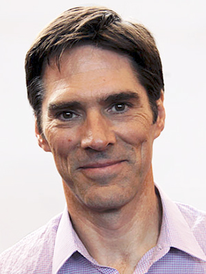 Thomas Gibson; Charleston, Güney Karolina, ABD doğumlu Thomas Ellis Gibson olarak da bilinen Amerikalı oyuncu, yönetmen
