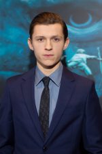 Tom Holland; Londra,İngiltere doğumlu Thomas Stanley Holland olarak da bilinen İngiliz oyuncu, seslendirme sanatçısı