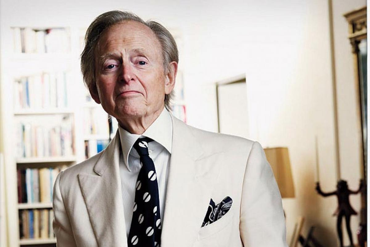 Tom Wolfe; Richmond, Virginia, ABD doğumlu Thomas Kennerly Wolfe Jr. olarak da bilinen Amerikalı gazeteci yazar
