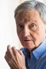 Tony Garnett; Birmingham,Batı Midlands,İngiltere doğumlu Anthony Edward Garnett olarak da bilinen İngiliz idari yapımcı, yapımcı, senarist, oyuncu