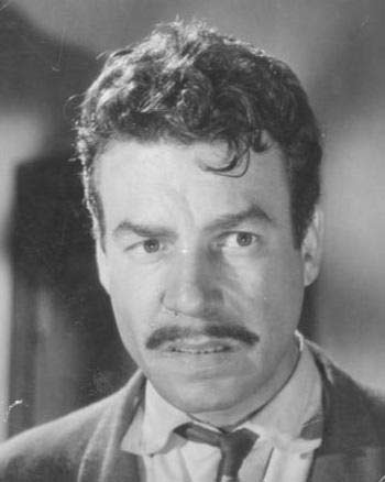 Turgut Özatay; Alaşehir, Manisa, Türkiye doğumlu Türk oyuncu