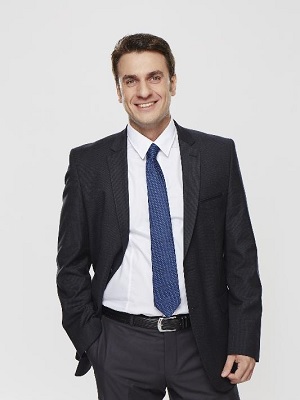 Uğur Bilgin; İstanbul, Türkiye doğumlu Türk oyuncu