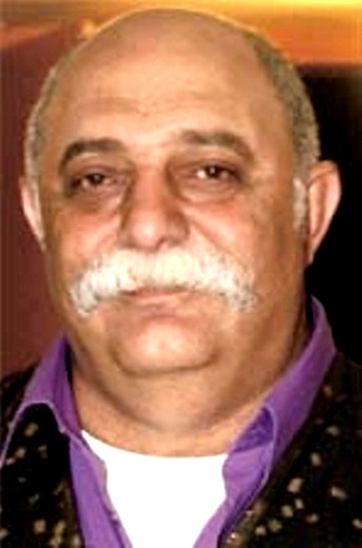 Ümit Yesin; Ankara, Türkiye doğumlu Türk oyuncu