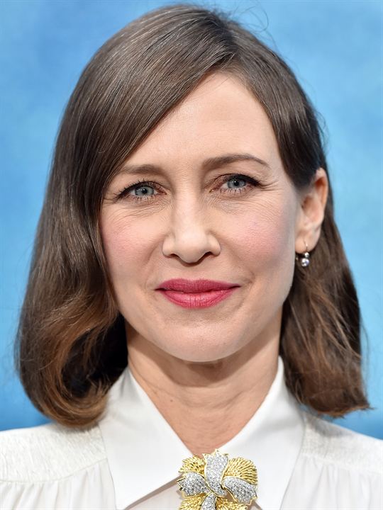 Vera Farmiga; Clifton, New Jersey, ABD doğumlu Vera Ann Farmiga olarak da bilinen Amerikalı oyuncu