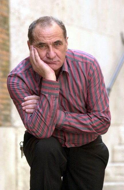 Vincenzo Cerami; Roma, İtalya doğumlu İtalyan senarist, oyuncu