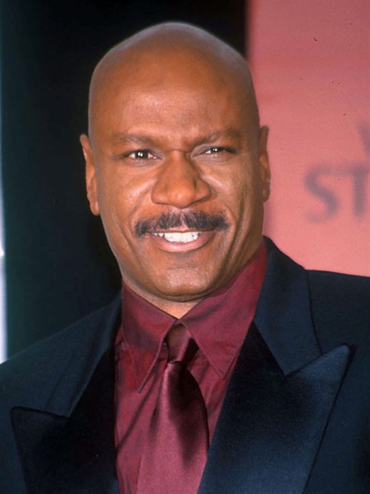Ving Rhames; Irving Rameses Rhames olarak da bilinen Amerikalı oyuncu, seslendirme sanatçısı