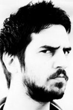 Volkan Öge; İstanbul, Türkiye doğumlu Türk oyuncu