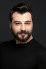 Yağız Aydoğan; İstanbul, Türkiye doğumlu Türk oyuncu