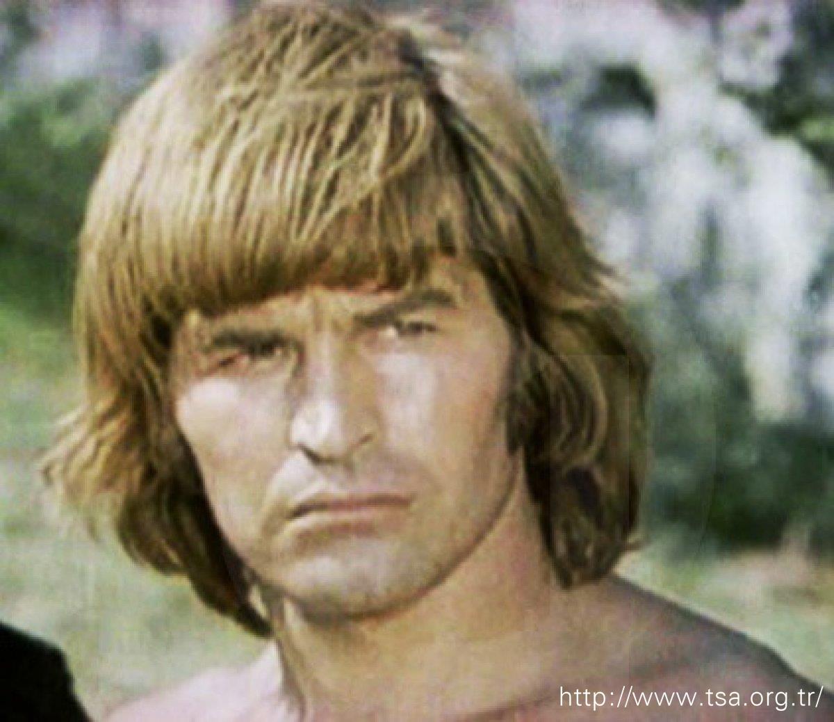 Yavuz Selekman; İstanbul, Türkiye doğumlu Türk oyuncu