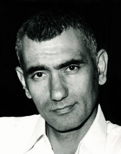 Yılmaz Güney; Yenice, Yüreğir, Adana, Türkiye doğumlu Türk oyuncu, senarist, yönetmen, yazar