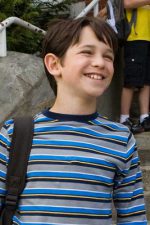 Zachary Gordon; Oak Park, Ventura, Kaliforniya, ABD doğumlu Amerikalı oyuncu, seslendirme sanatçısı