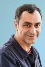 Züli Aladağ; Van, Türkiye doğumlu Alman yönetmen, senarist, yapımcı, oyuncu, yapım amiri