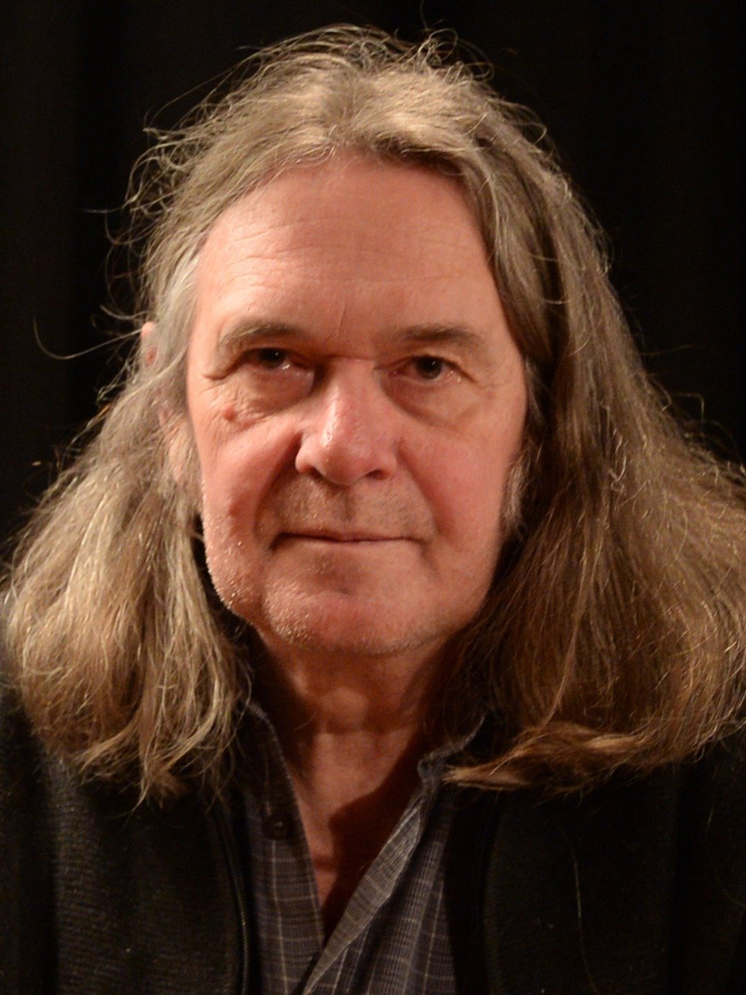 Ingvar Ambjørnsen; Tønsberg,Norveç doğumlu Norveçli  yazar