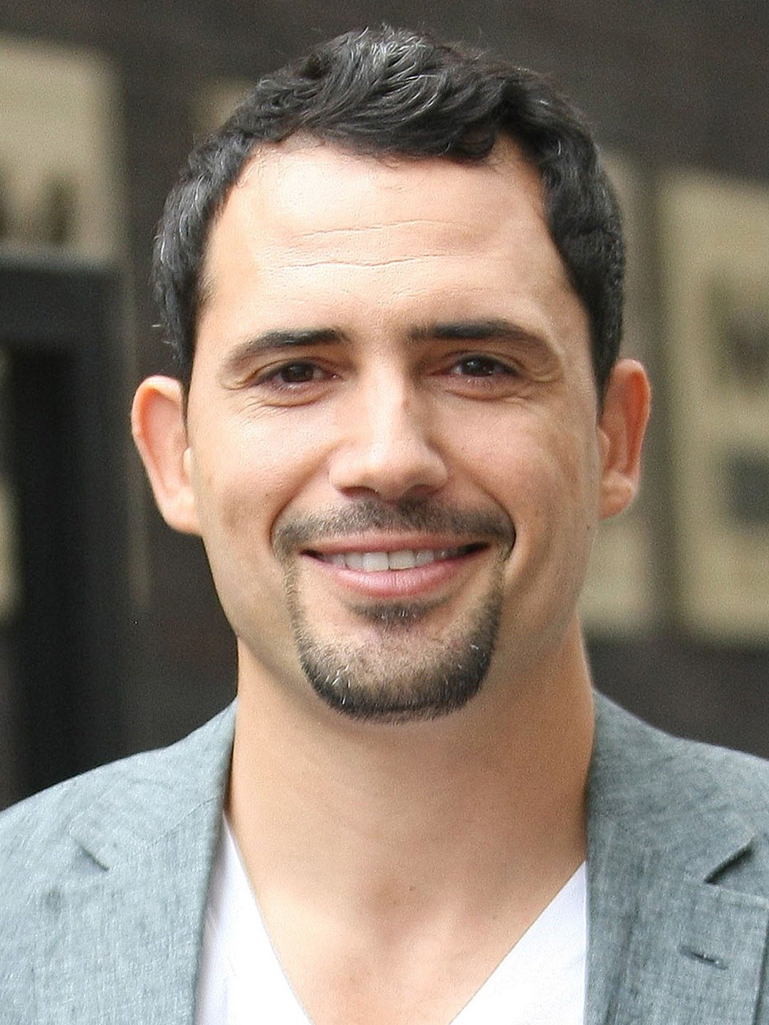 Dhaffer L'Abidine; Tunus doğumlu Dhaffer Abidine olarak da bilinen Tunuslu oyuncu