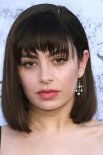 Charli XCX; Cambridge,Cambridgeshire,İngiltere doğumlu Charlotte Emma Aitchison olarak da bilinen İngiliztema müziği sanatçısı, şarkıcı, söz yazarıoyuncu, seslendirme sanatçısı