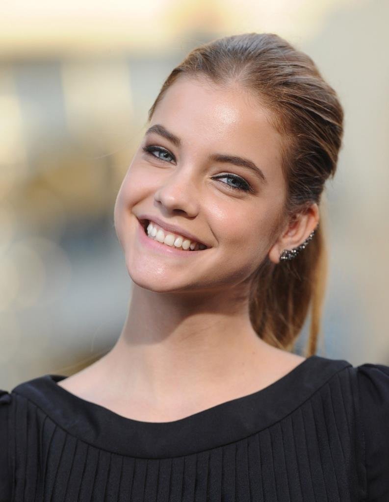 Veronica Wayte; Perth, Batı Avustralya, Avustralya doğumlu Avustralyalı oyuncu