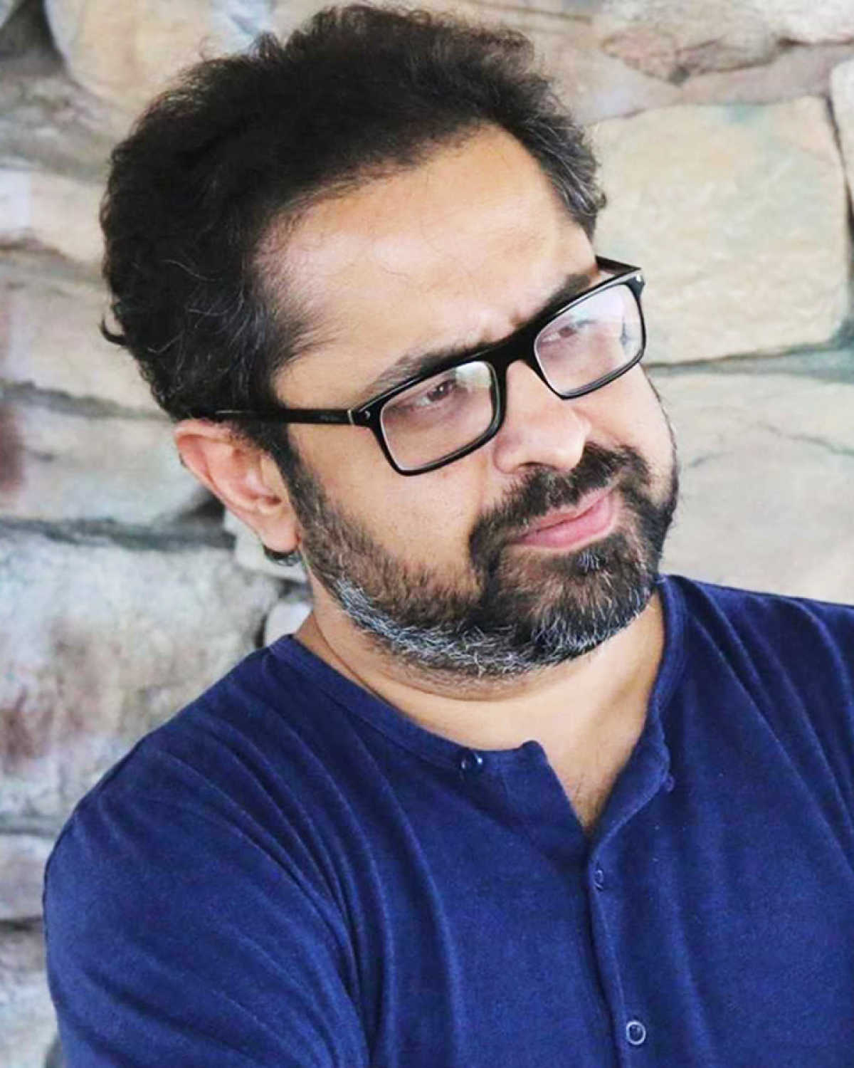 Suman Ghosh; Hint yönetmen