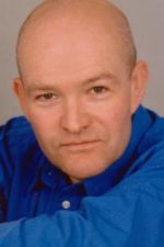 Richard Graham; İngiliz  oyuncu, kurgucu, genel yayın yönetmeni