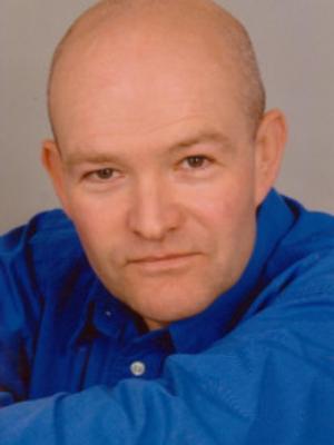 Richard Graham; İngiliz  oyuncu, kurgucu, genel yayın yönetmeni