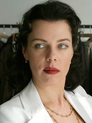 Debi Mazar; Gina Debi Mazar olarak da bilinen Amerikalı oyuncu