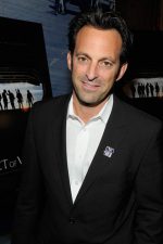 Scott Waugh; ABD doğumlu Amerikalı dublör, yönetmen, genel yayın yönetmeni