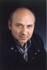 José Pinheiro; Fransız yönetmen, senarist