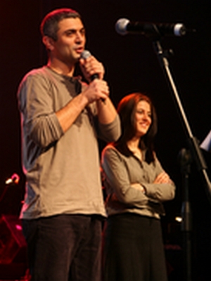 Grup Yorum; Türk iye doğumlu Türk film müziği bestecisi, müzik grubu, senarist, yönetmen