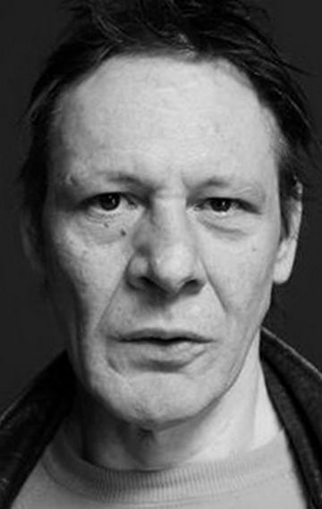 Thierry Van Werveke; Cenevre, İsviçre doğumlu Lüksemburglu oyuncu