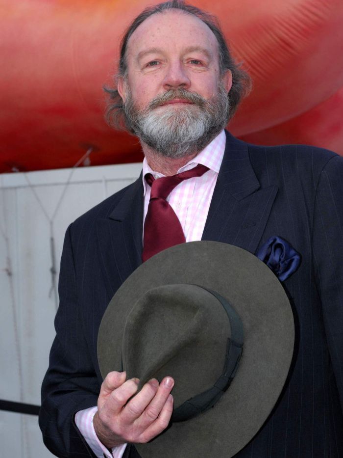 Bille Brown; Biloela,Queensland,Avustralya doğumlu Avustralyalı  oyuncu,yazar