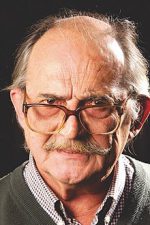 Oğuz Aral; Silivri, İstanbul, Türkiye doğumlu Türk