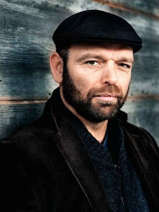 Torsten Künstler; yönetmen, ortak yapımcı