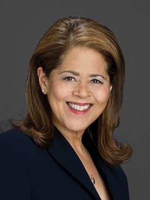 Anna Deavere Smith; Amerikalı oyuncu
