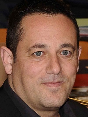 Pepón Nieto; Marbella, Málaga, Endülüs, İspanya doğumlu José Antonio Nieto Sánchez olarak da bilinen İspanyol oyuncu