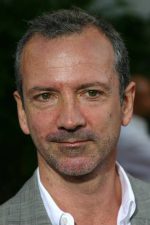 Iain Softley; Chiswick,Londra,İngiltere doğumlu İngiliz yönetmen, senarist, uygulayıcı yapımcı