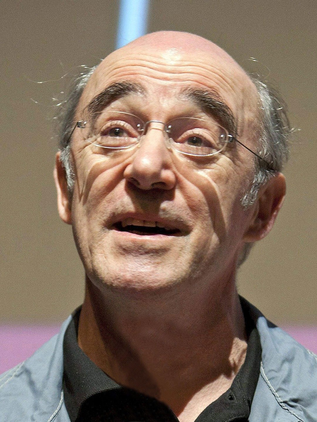 Alex Angulo; Erandio, Biskay, Bask Bölgesi, İspanya doğumlu İspanyol oyuncu