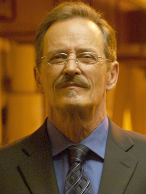 Stephen McHattie; Stephen McHattie Smith olarak da bilinen Kanadalı  oyuncu