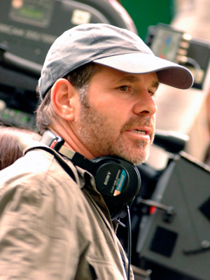 Richard J. Lewis; yönetmen, idari yapımcı, oyuncu